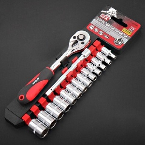 15PCS SOCKET WRENCH KIT