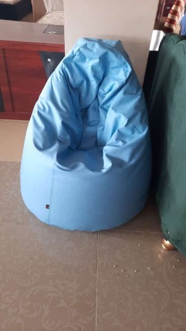 Bean bag adult with foot rest 